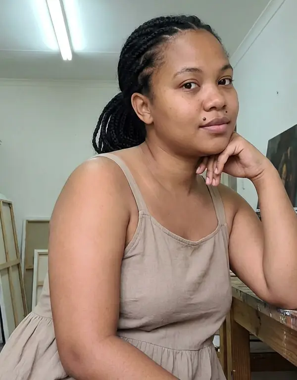 د Travel Buddies سره فرانسوي زده کړه: د فرانسوي ویلو ملګري Angola in June – Luanda, Lubango & Namibe – Angola (La Digue)